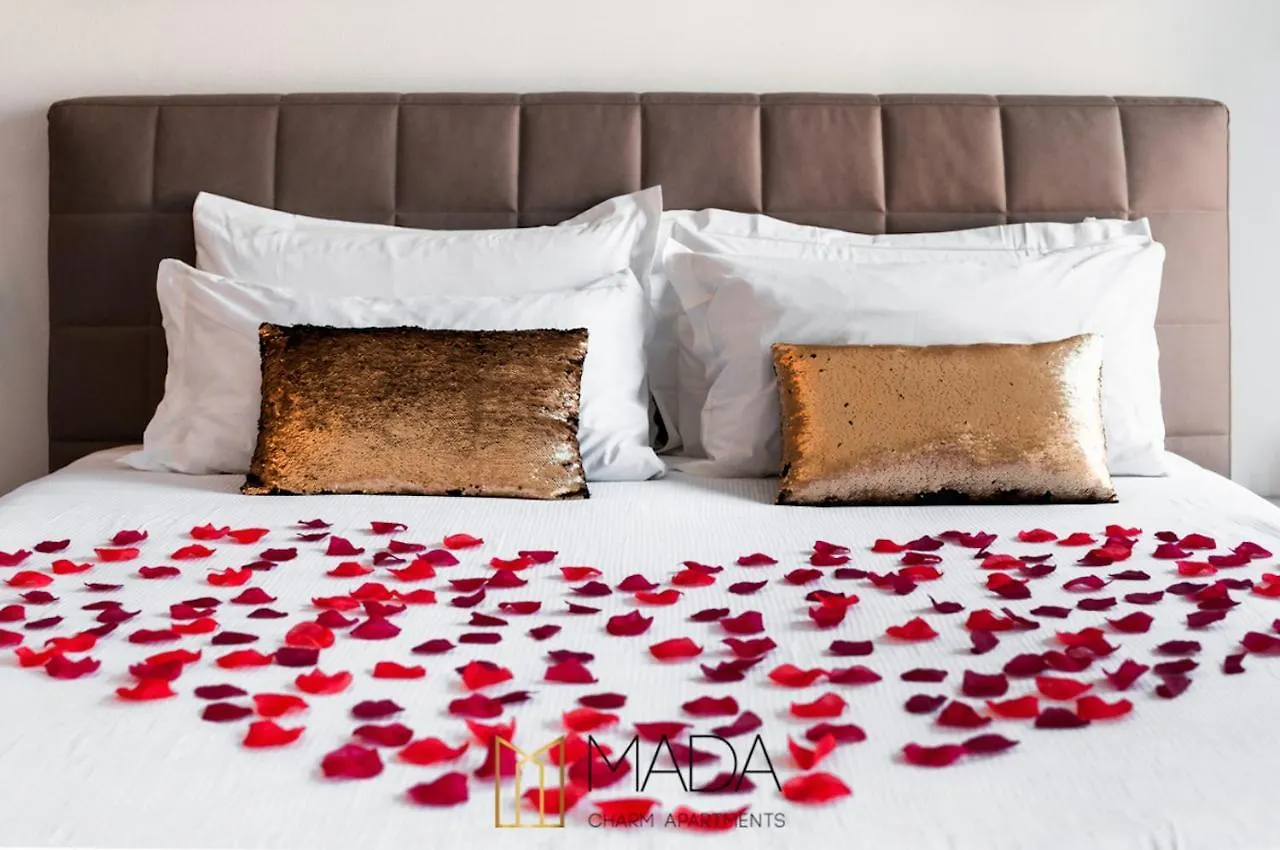 Mada Charm Apartments Jacuzzi Vernazza Italien